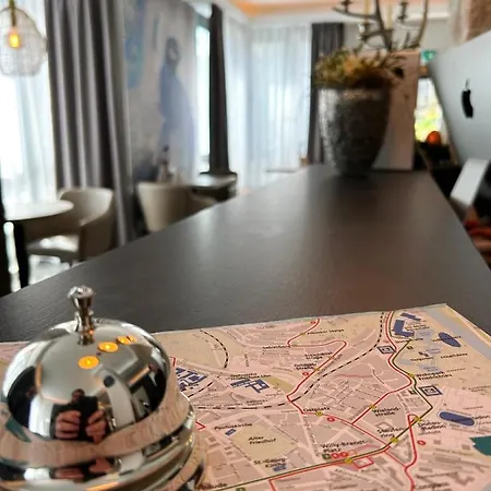 ホテル Safranberg & Sauna 3*