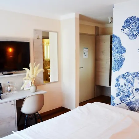 ホテル Safranberg & Sauna ウルム