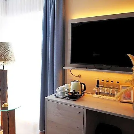 Safranberg Hotel&sauna Hotel 3*