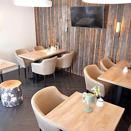 Safranberg Hotel&sauna Hotel 3*