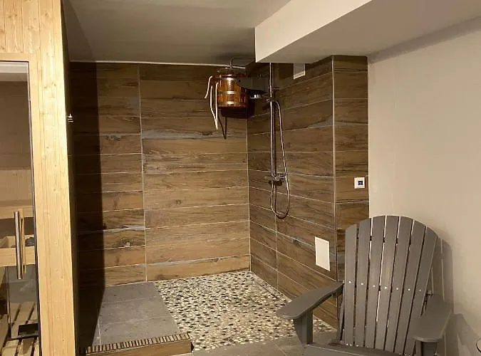 Safranberg & Sauna 3*